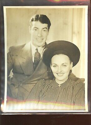 Original Vintage Joe DiMaggio & Barbara Arnold 8 X 10 Photo