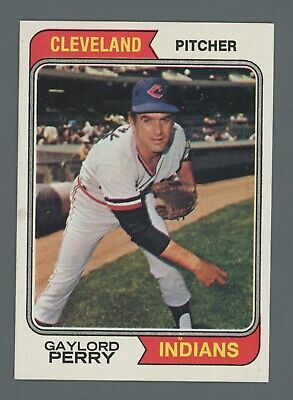 1974 Topps #35 Gaylord Perry Cleveland Indians Baseball Card NM