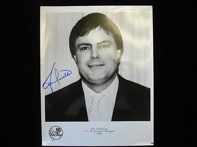 Lou Piniella Autographed 8" x 10" Photograph - B&E Holo