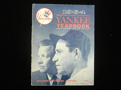 1964 New York Yankees Baseball Yearbook – VG-EX