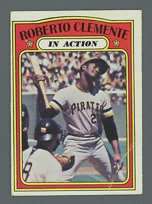 1972 Topps #310 Roberto Clemente In Action Pittsburgh Pirates Baseball Card LG  