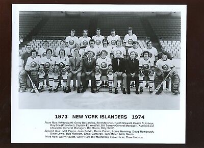 1973/1974 NHL Hockey New York Islanders Team 8 X 10 Photo