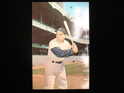 1960’s Requena New York Yankees Postcard – Yogi Berra – NM