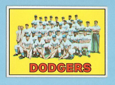 1967 Topps #503 Los Angeles Dodgers Team Baseball Card NM  