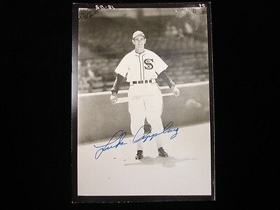 Luke Appling Autographed Black & White 5" x 7" Photograph - B&E Hologram