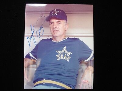 Gaylord Perry Autographed 8" x 10" Photograph - B&E Holo