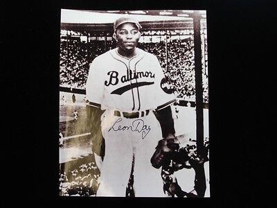 Leon Day Baltimore Negro Leagues Autographed 8" x 10" Photograph