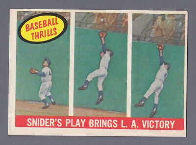 1959 Topps #468 Duke Snider's Play Brings L. A. Victory Baseball Card Ex/Mt o/c