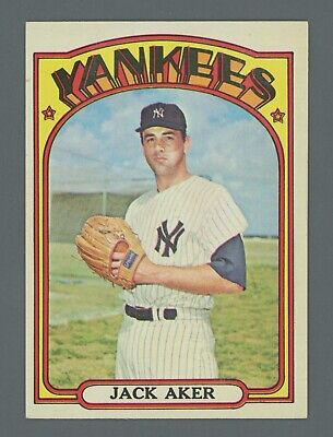 1972 Topps #769 Jack Aker New York Yankees High Number Baseball Card NM