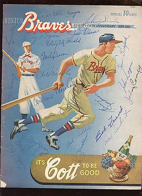 1951 Boston Braves Yearbook Autographed 23 Signatures Hologram