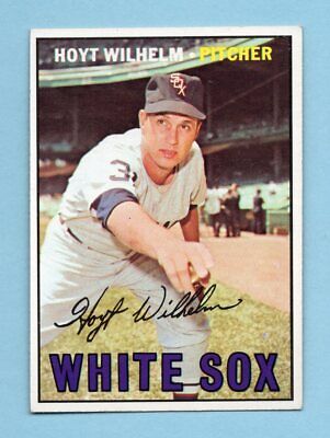 1967 Topps #422 Hoyt Wilhelm Chicago White Sox Baseball Card Ex/Mt   