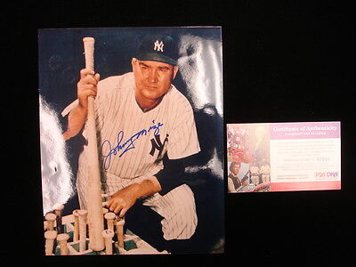 Johnny Mize New York Yankees Autographed 8″ x 10″ Photograph – PSA