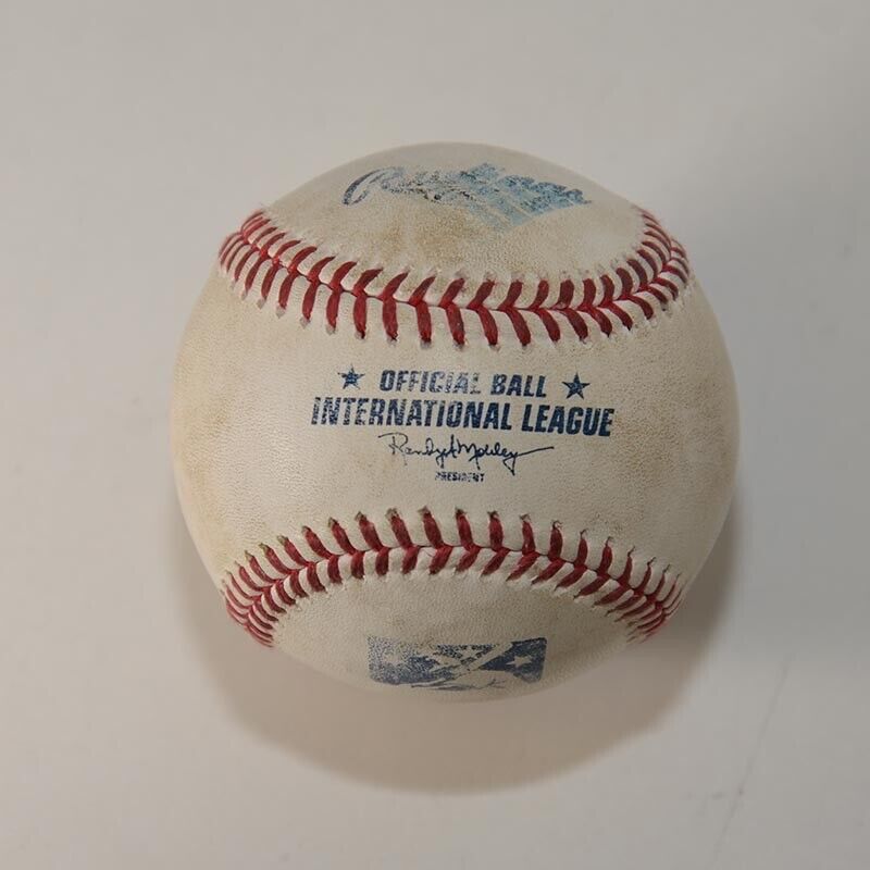 Roy White Yankees Auto Signed International League Baseball with B&E Hologram