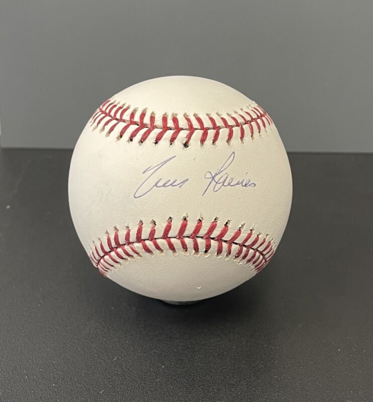 Tim Raines Hall of Famer Signed Signature Series Baseball with B&E Hologram