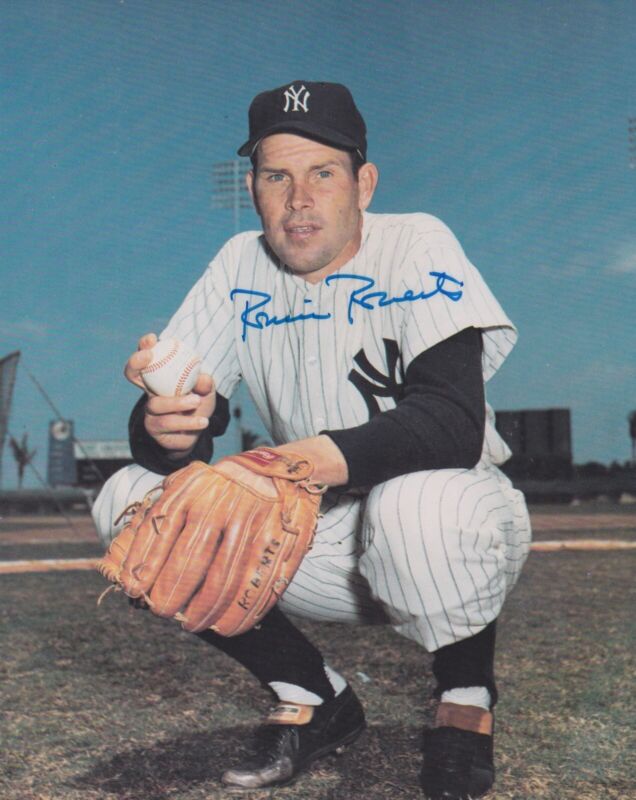 Robin Roberts HOF Yankees Premium Signed 8x10 Color Photo with B&E Hologram