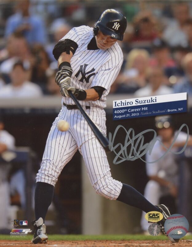 Ichiro NY Yankees Signed 8x10 Photo with CAS Hologram and Ichiro 51 cert