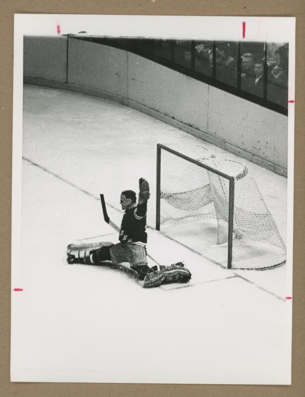 Jacques Plante circa 1970s UPI 7x9 Press Photo