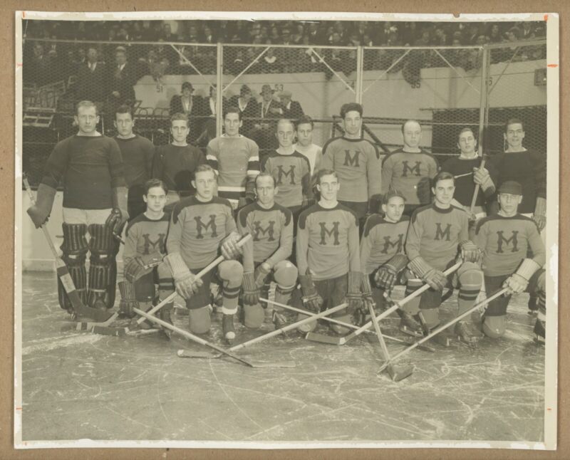 Original Vintage 1933 Morristown Millionaires Hockey Club Press Photo