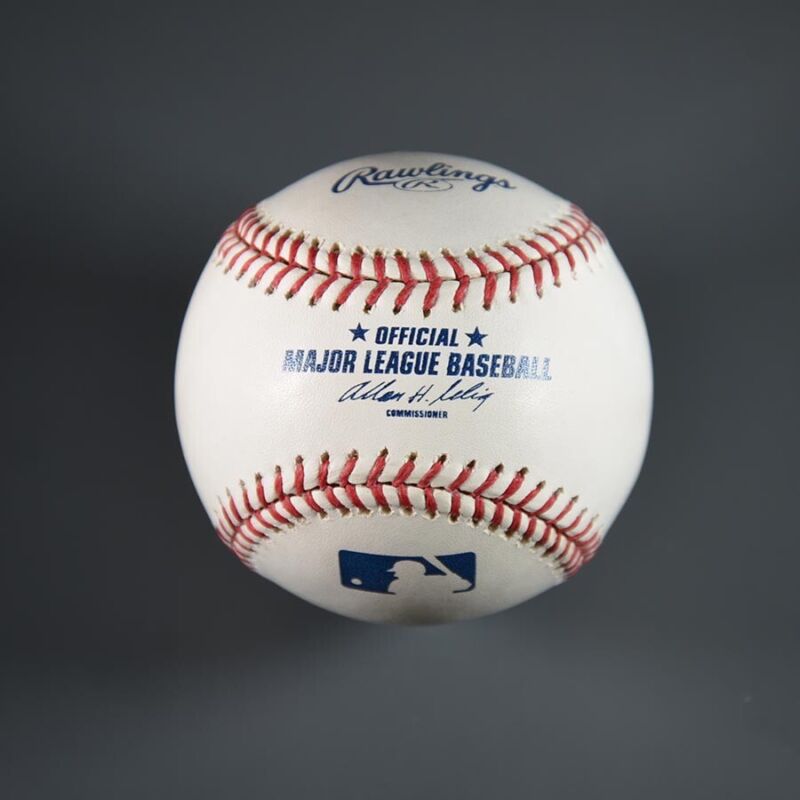 Carl Crawford Signed Official Selig MLB Baseball Auto with B&E Hologram