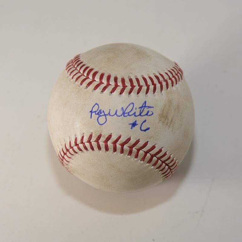 Roy White Yankees Auto Signed International League Baseball with B&E Hologram