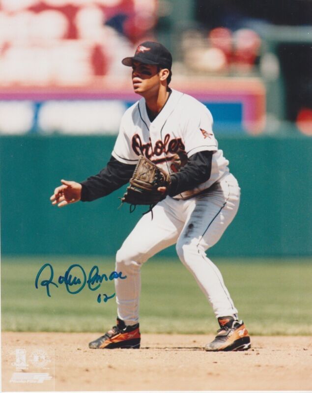 Roberto Alomar HOF Orioles Signed 8X10 auto with B&E Hologram