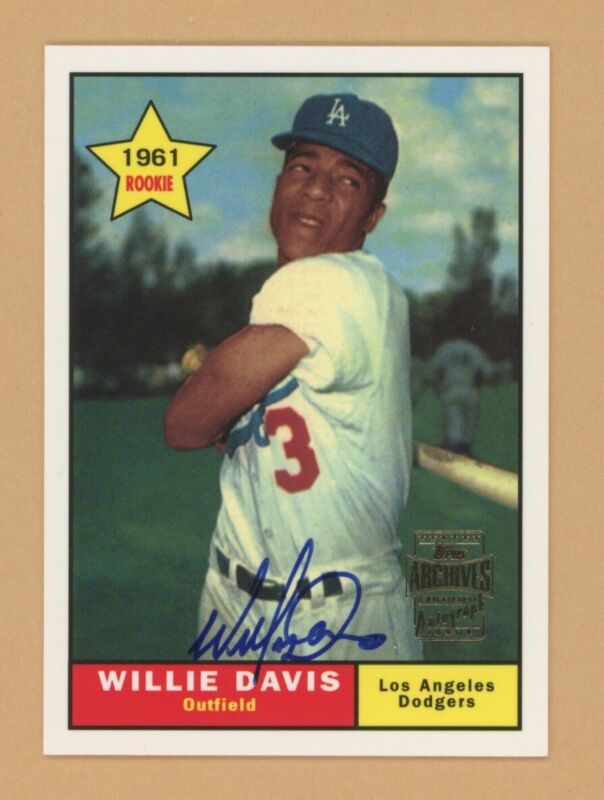 Willie Davis 2001 Topps Archives Certified Autographed Card #506