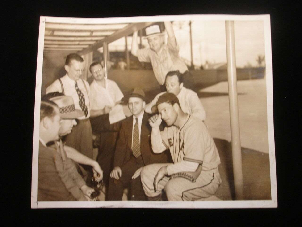 1942 Mel Ott New York Giants Original Wire Photograph - 8x10