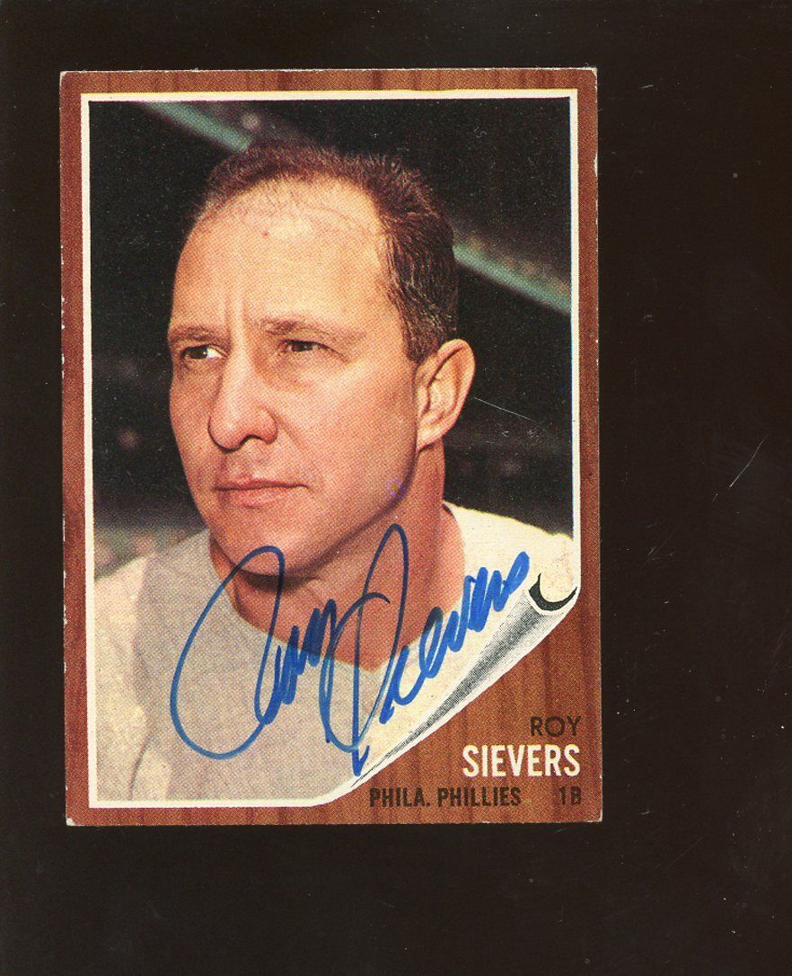 1962 Topps Baseball Card #220 Roy Sievers Autographed EXMT Hologram