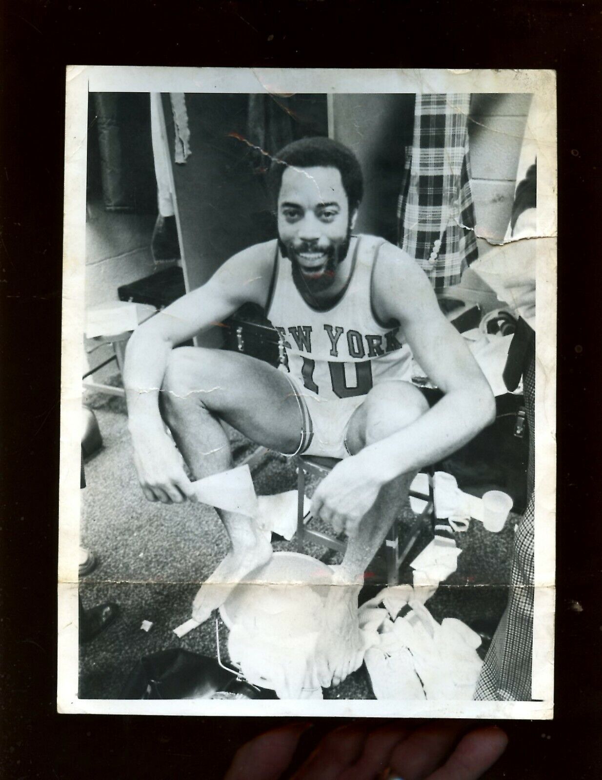 Original 1971/1975 Walt Frazier New York Knicks Wire Photos 9 Different