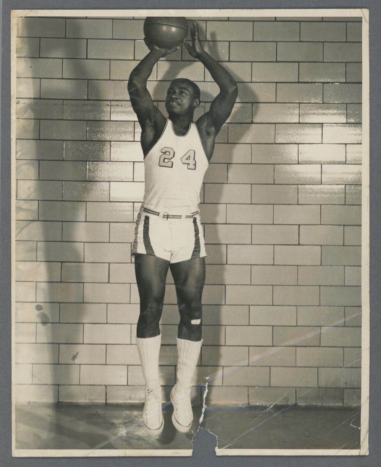 Lot of 10 Press Wire Photos • Willie Somerset (ABA) • Duquesne Univ + HS Photos