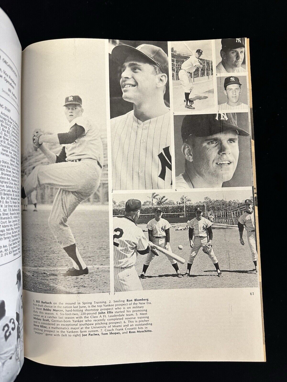 1968 New York Yankees Official Baseball Yearbook 7/15 roster w/ Mickey Mantle