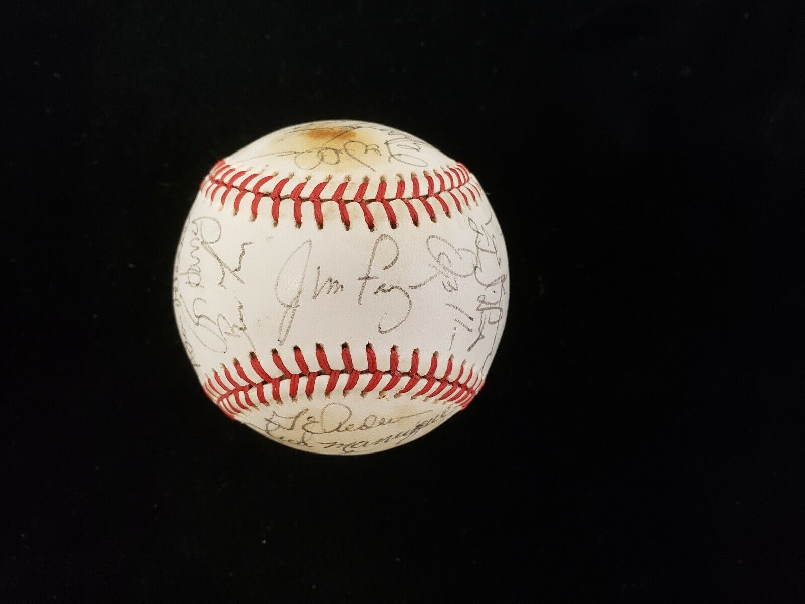 1987 Chicago White Sox Team-Signed Baseball - 28 Autographs - PSA LOA