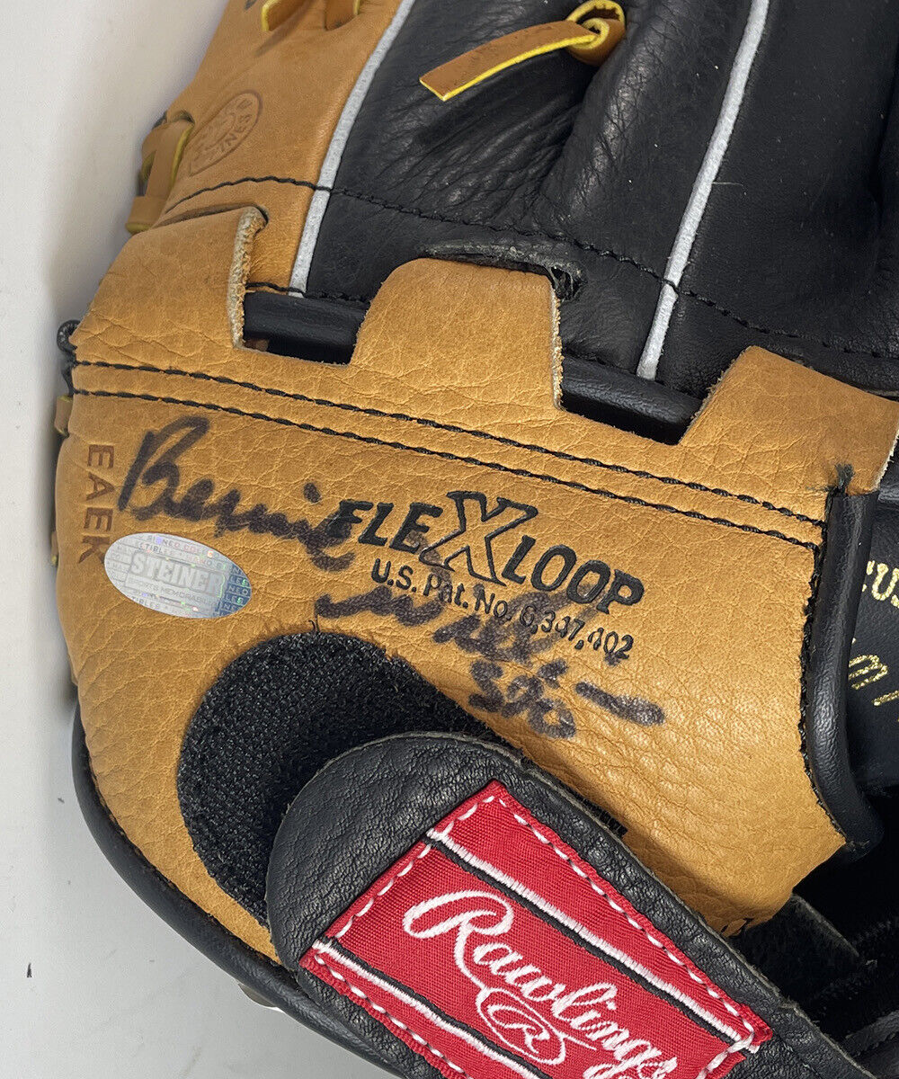 Bernie Williams Signed Player Preferred Fielders Glove Auto w Steiner Hologram