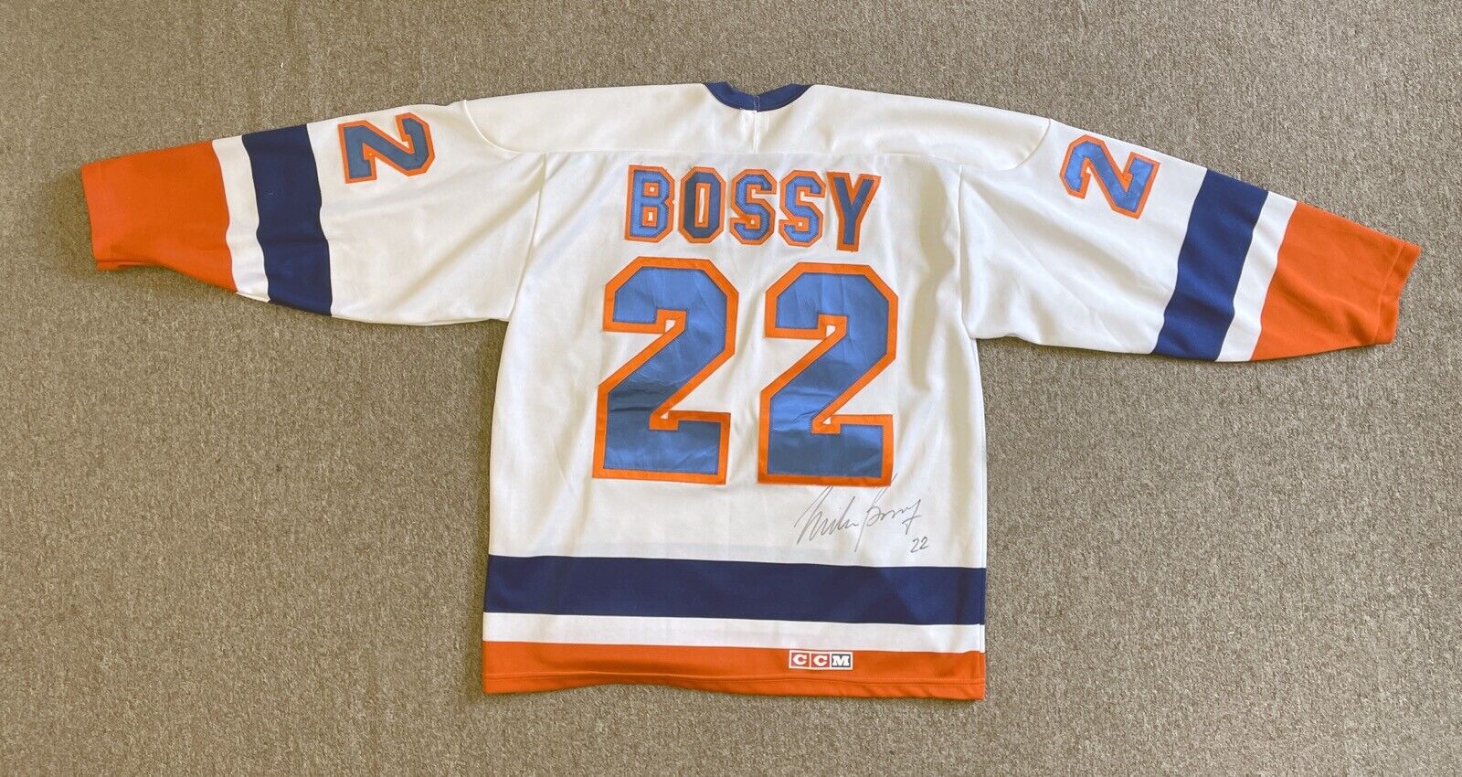 Mike Bossy Signed New York Islanders Sewn On Replica Jersey Auto with B&E Hologr