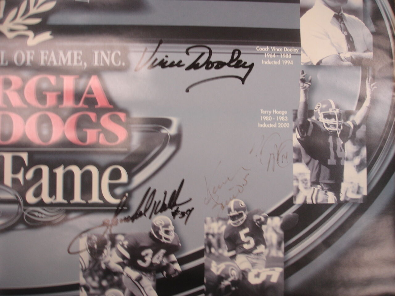 Georgia Bulldogs College Football Hall of Fame 9x Autographed Poster 