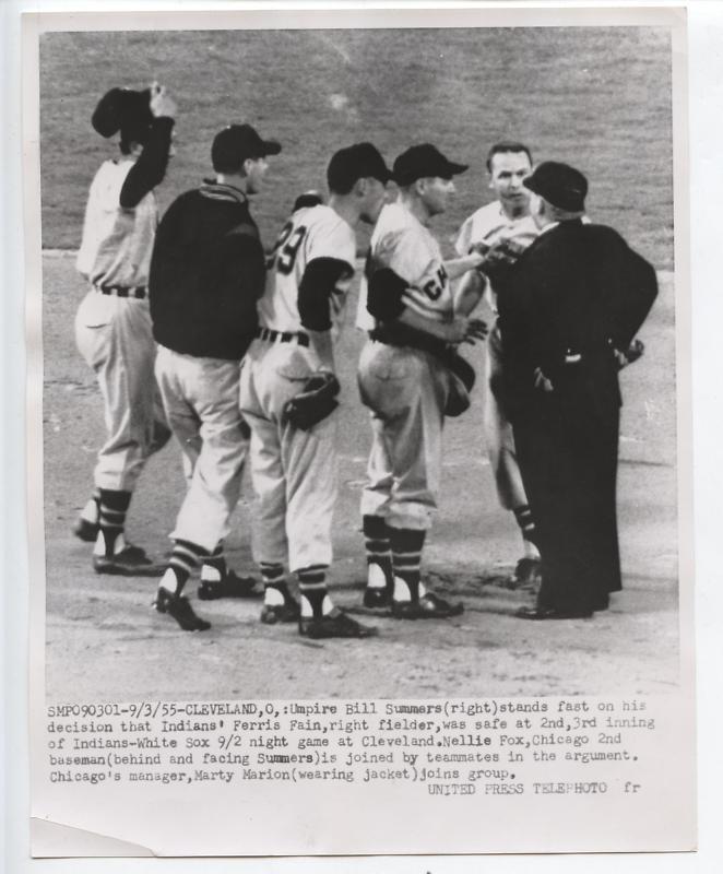 Original 1955 Nellie Fox Argues With Umpire Wire Photo