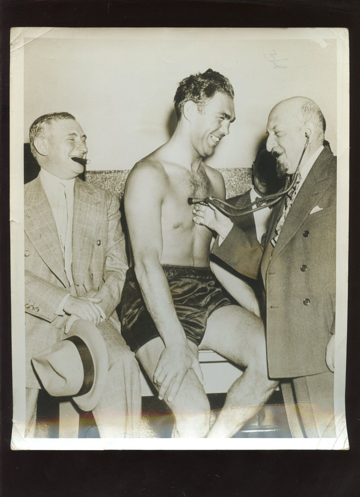 Original June 3 1937 Max Schmeling Checked Out For Braddock Fight Wire Photo