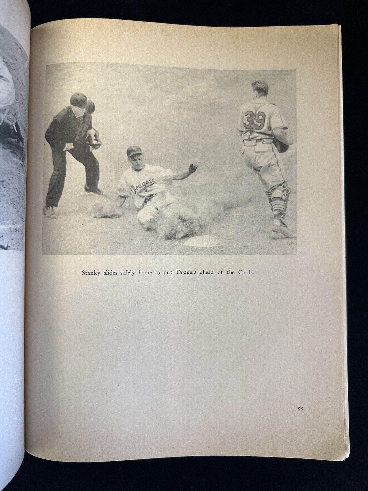 1947 Beloved Bums Brooklyn Dodgers Yearbook - Jackie Robinson Rookie EX loose pg