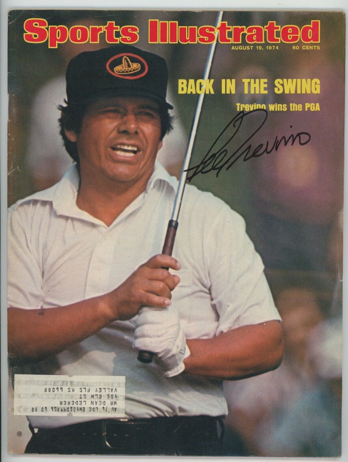 Lee Trevino Signed 8/19/74 Sports Illustrated "Back in the Swing" Auto