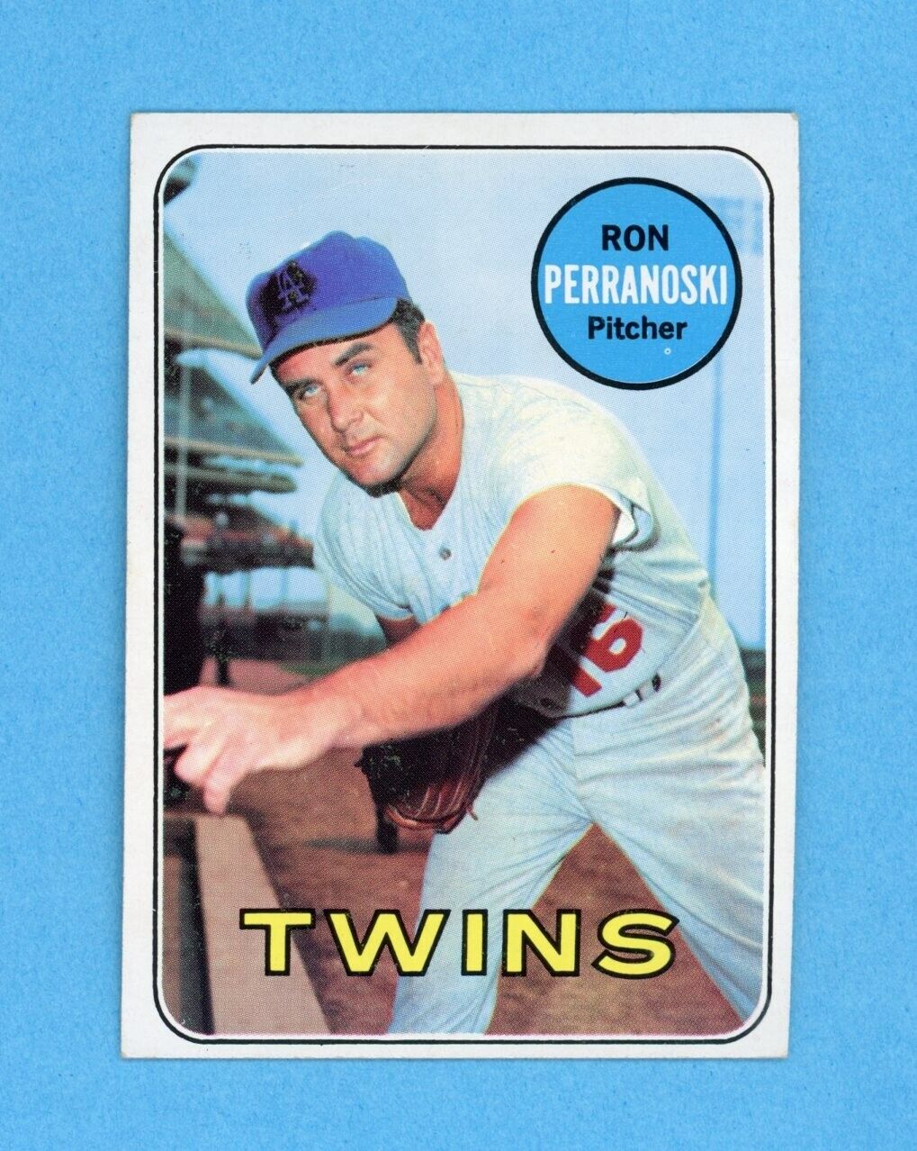 1969 Topps #77 Ron Perranoski Minn Twins Baseball Card EM ap wrk LA cap vari