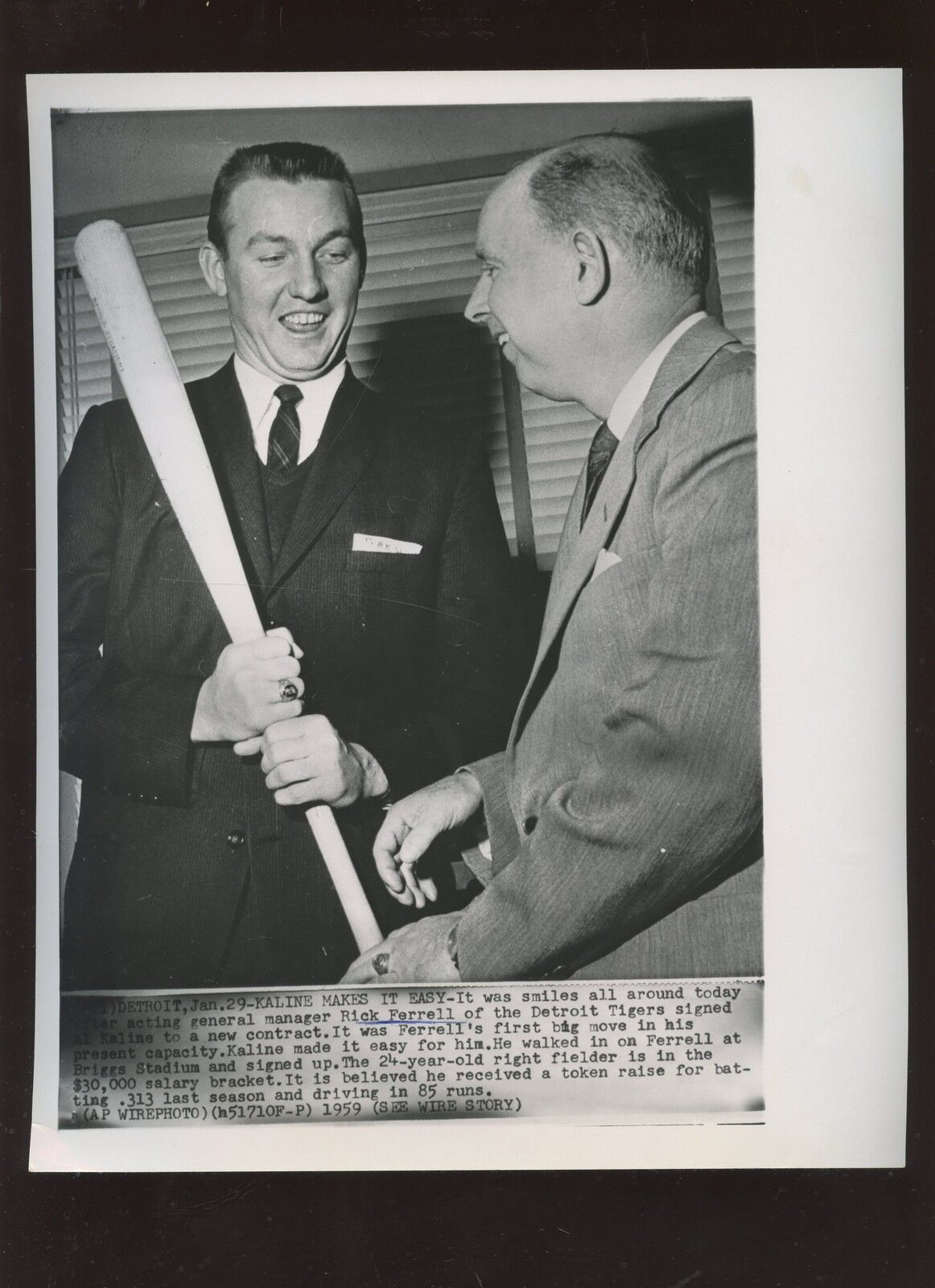 Original Jan. 29th 1959 Al Kaline & Rick Ferrell Detroit Tigers Wire Photo