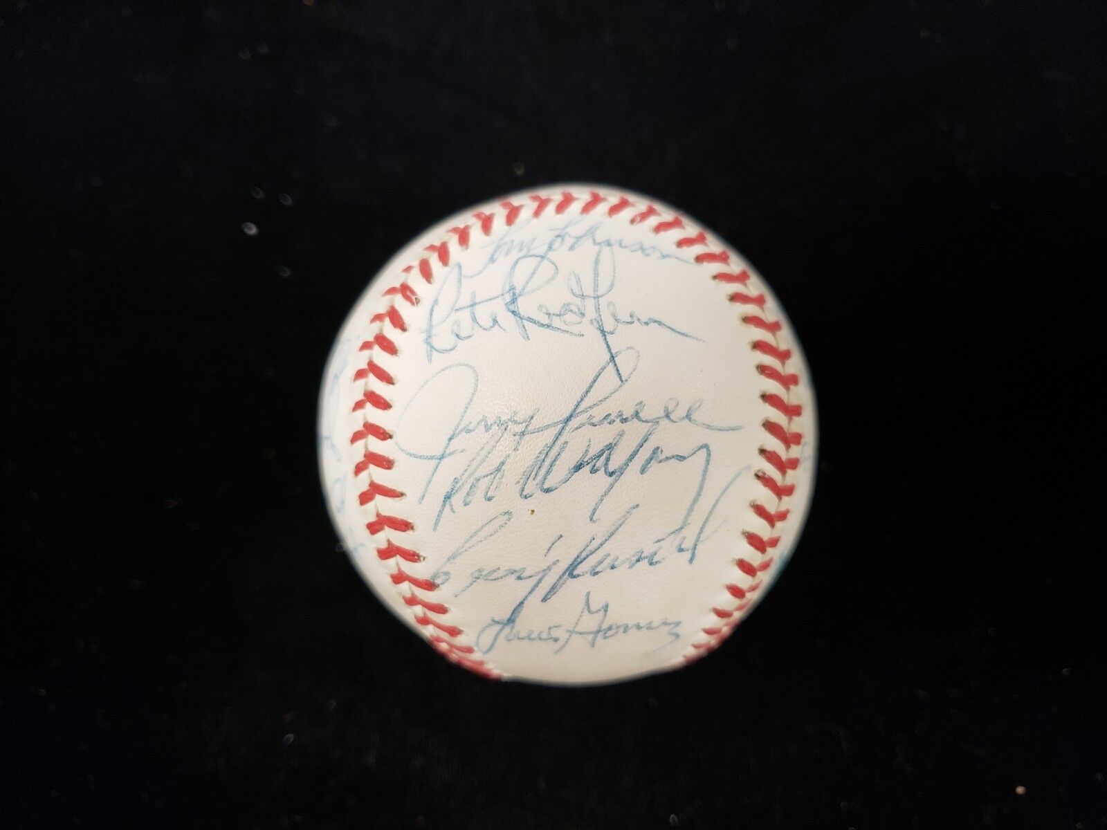 1977 Minnesota Twins Autographed Baseball - 24 Signatures - JSA LOA