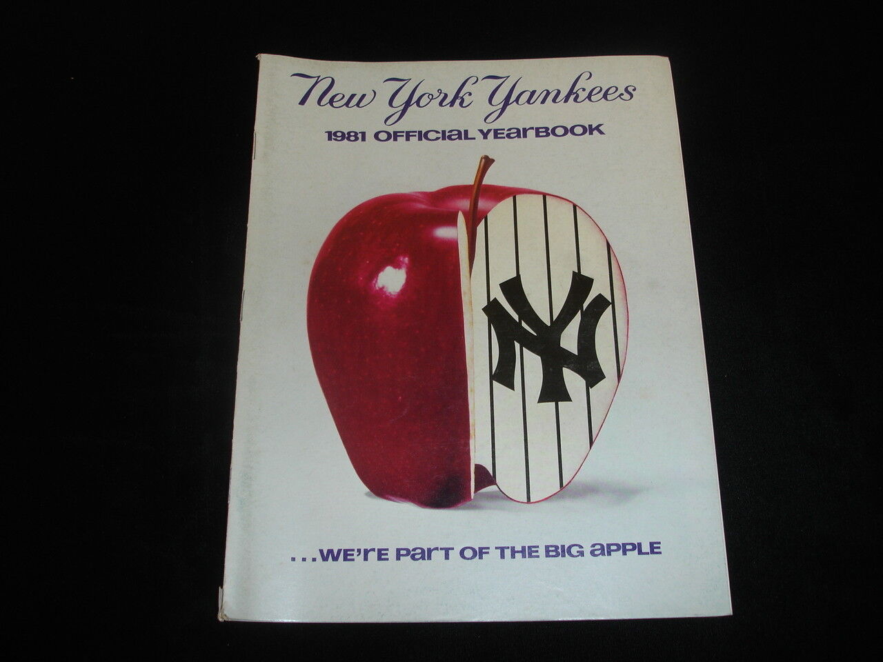 1981 New York Yankees Official Baseball Yearbook-EX-MT