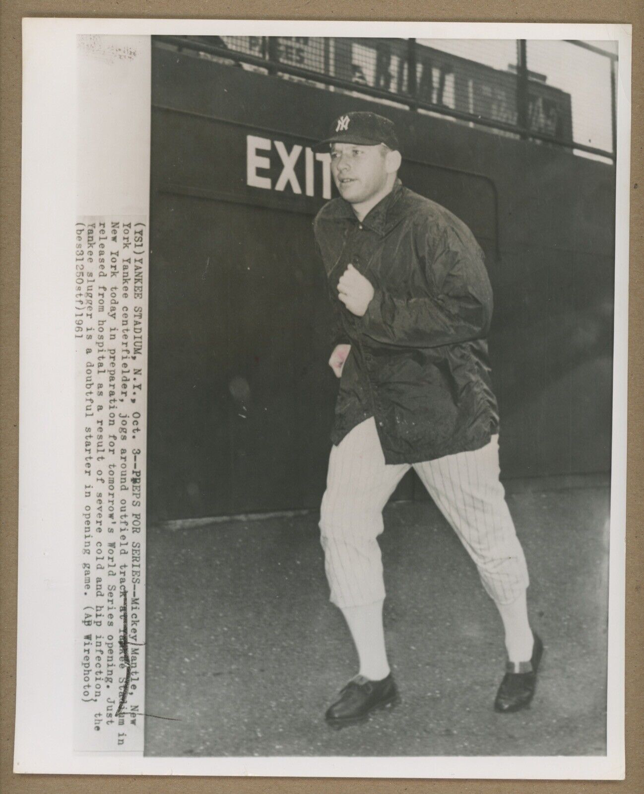 Original 1961 Mickey Mantle AP 7x10 Wirephoto • Press Photo