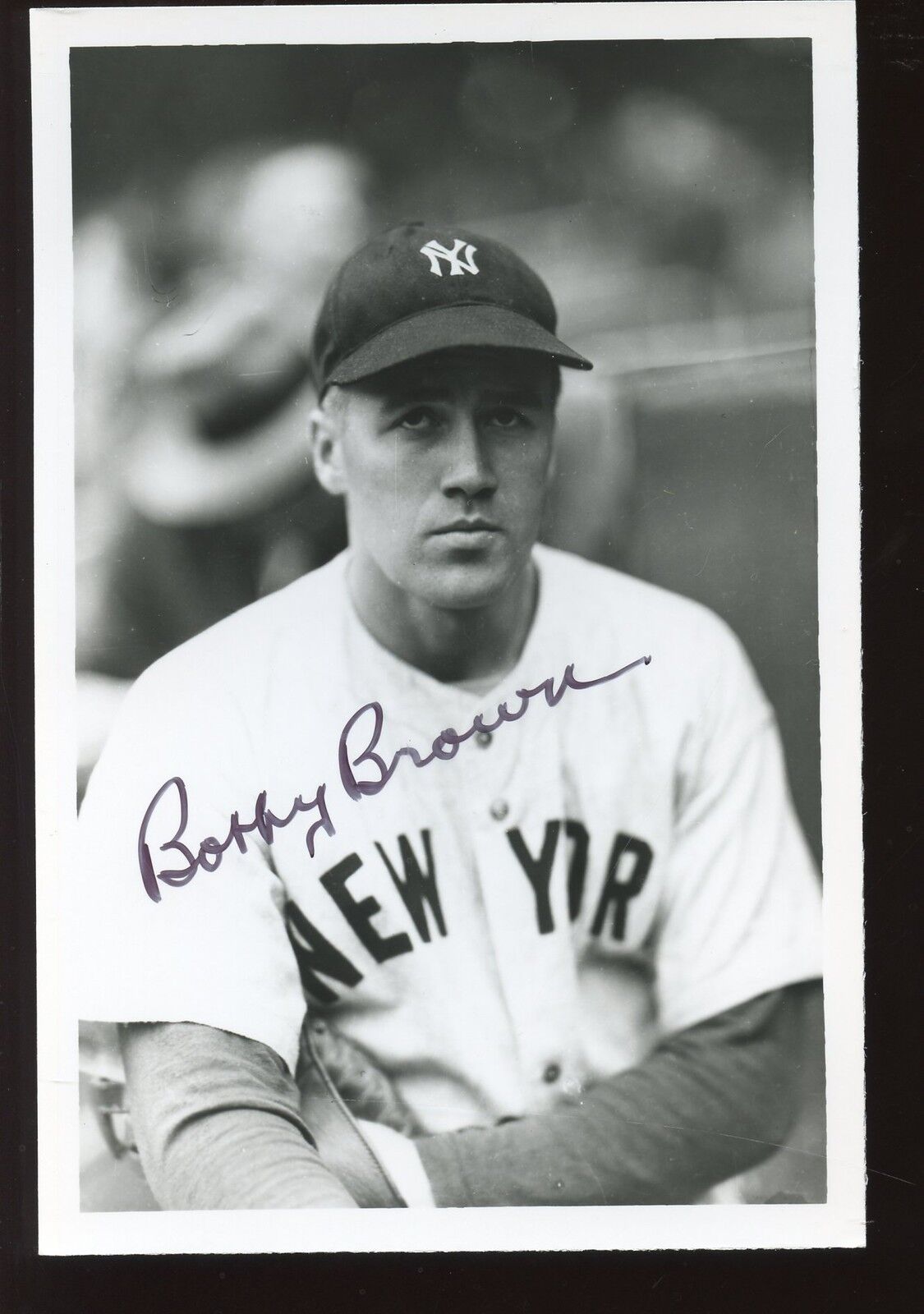 Robert Brown New York Yankees Autographed 4 X 6 B & W Photo Hologram