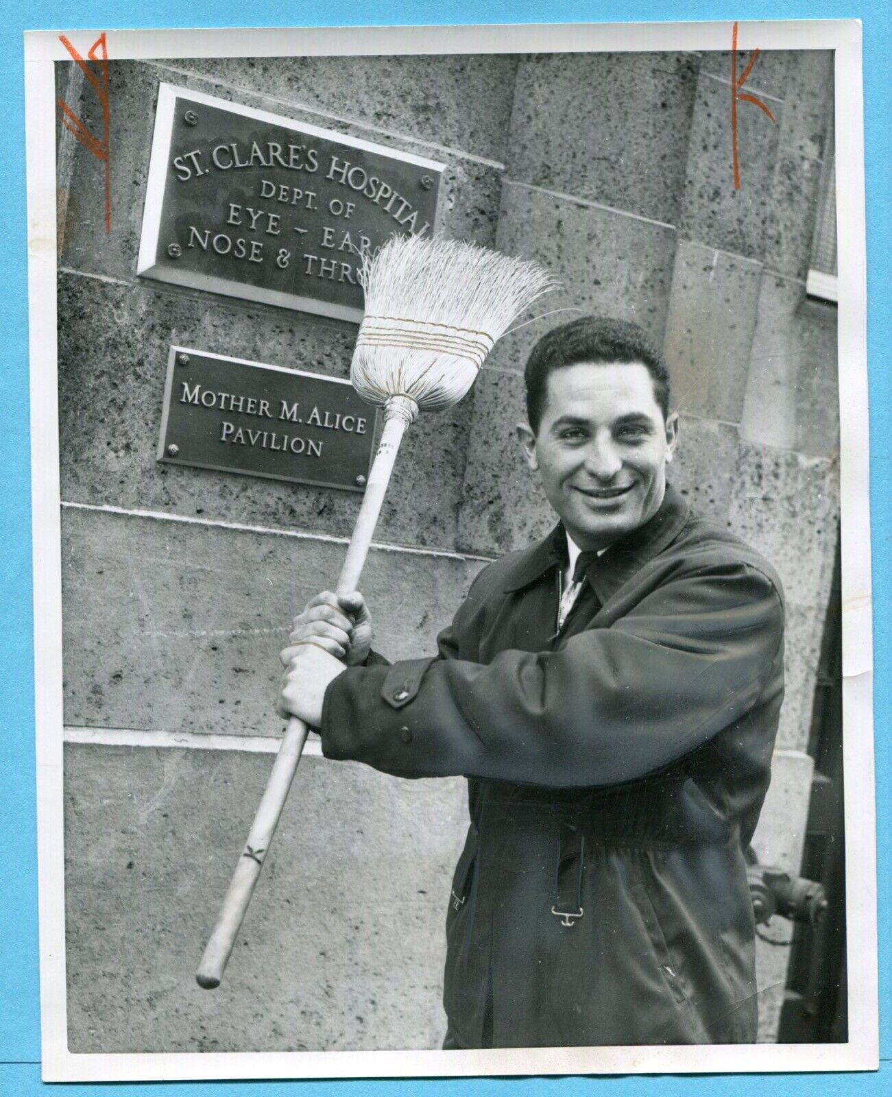 Vintage UP 7x9 WirePhoto - Carl Furillo Brooklyn Dodgers Street Clothes