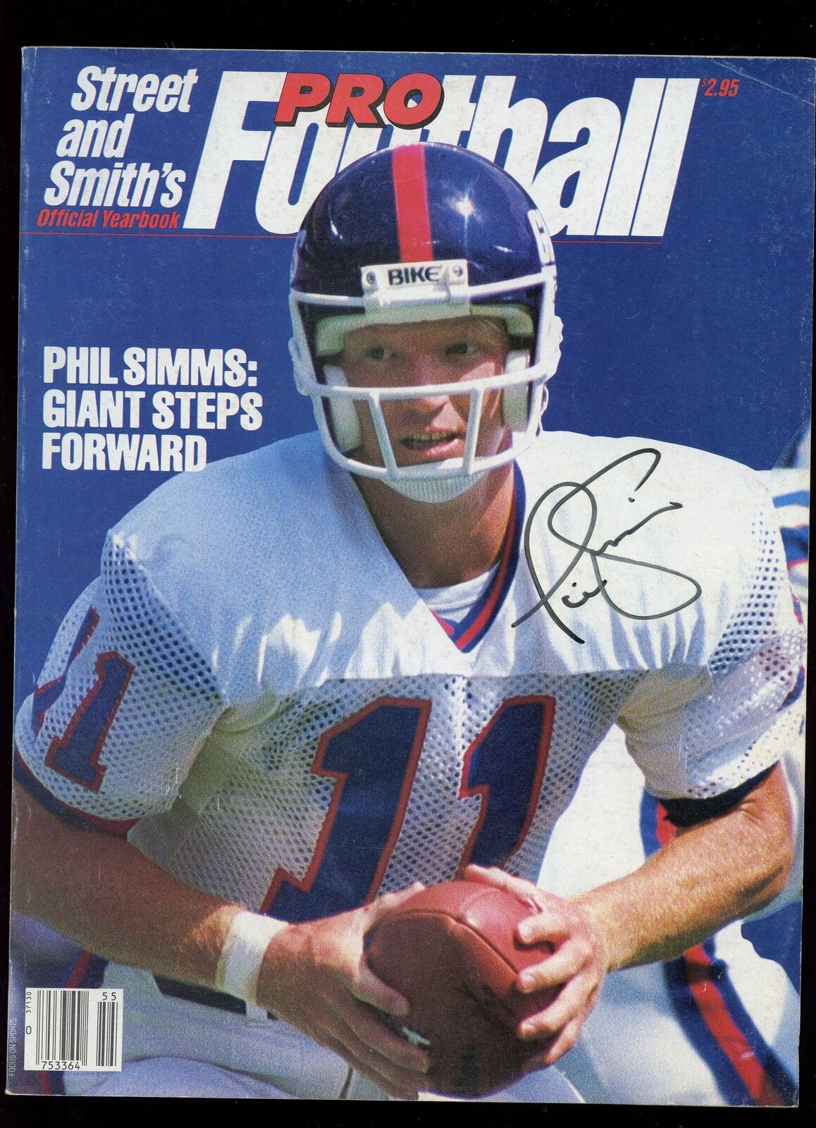 1985 Street & Smith Football Yearbook Phil Simms NY Giants Autographed Hologram