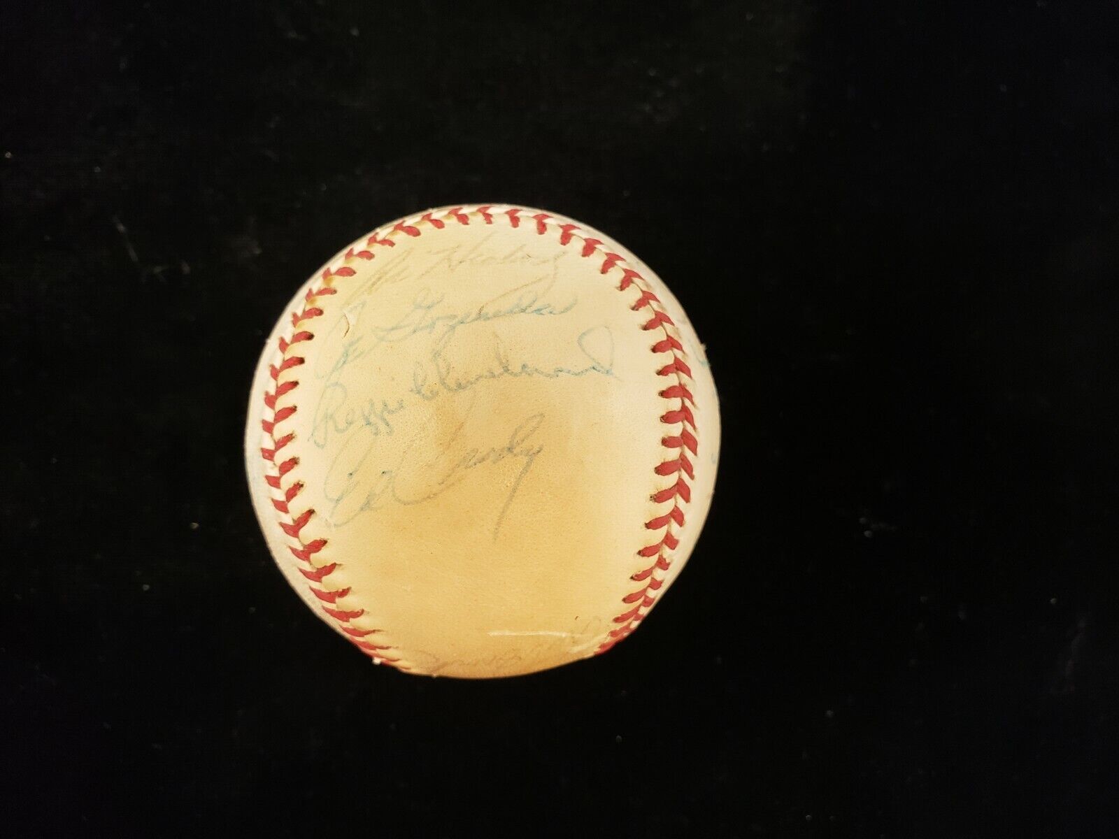 1972 St. Louis Cardinals Autographed Unofficial Baseball - 17 Signatures!