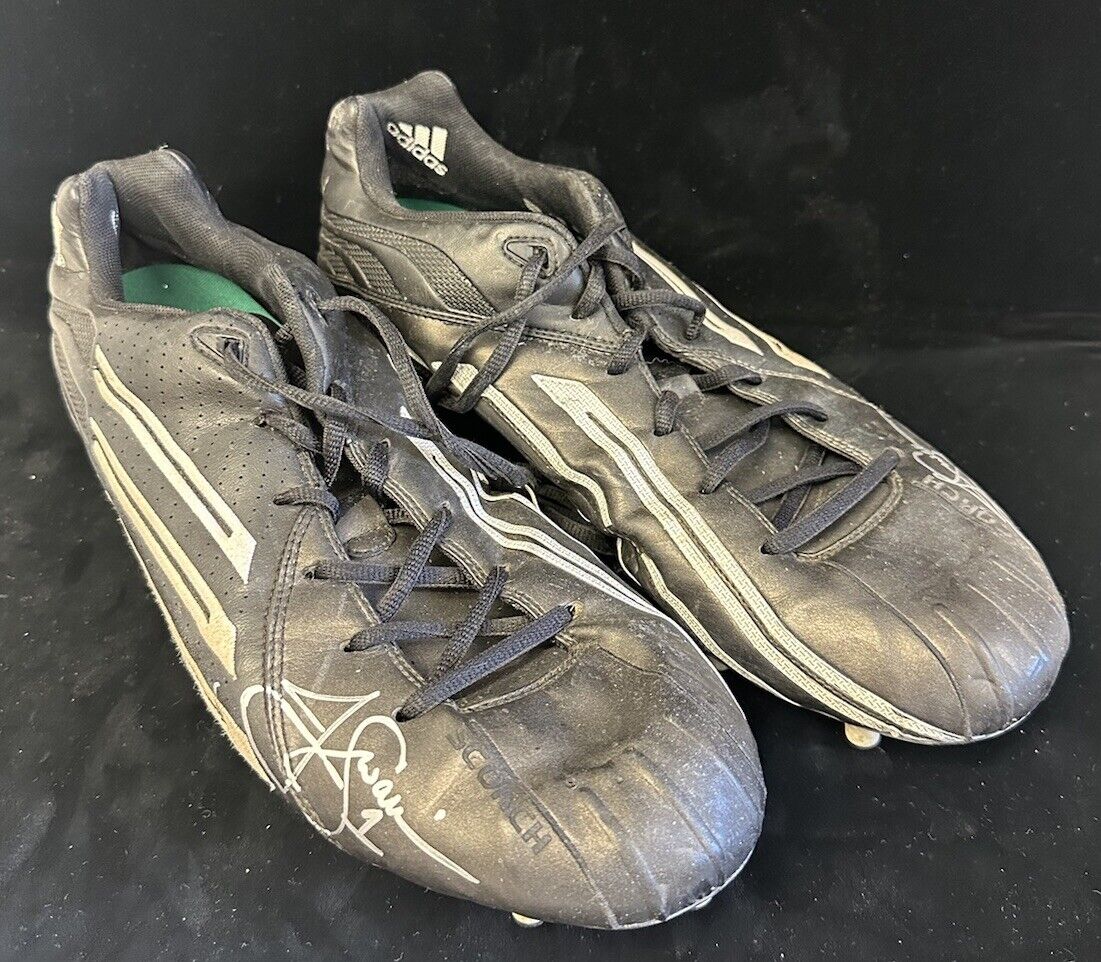 2005 Jayson Swain #1 Tennessee Volunteers DUAL SIGNED GAME USED Football Cleats