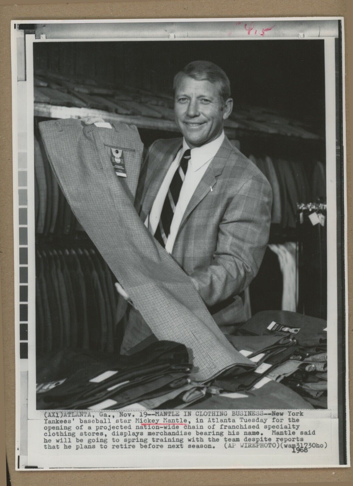 Original Mickey Mantle 1968 AP WirePhoto 8" x 11" • Press Photo